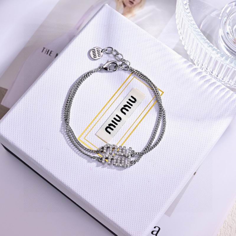 MiuMiu Bracelet 03yxh07